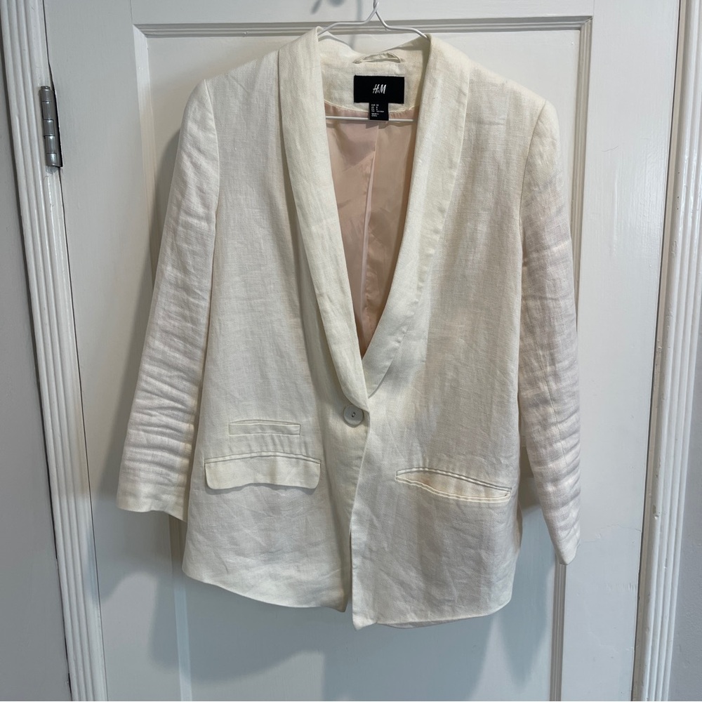 H&M Women's Off-White Blazer